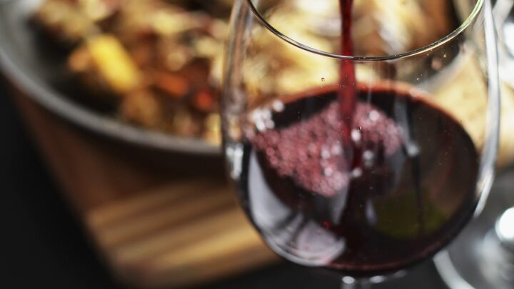 Endelig weekend: Slap af i godt selskab og med fantastisk vin