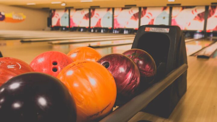 Hold et brag af en julefrokost i bowlingcentret